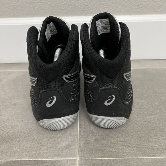 Asics SnapDown Mens 13 Black Silver Lace Up Wrestling Athletic Shoes J502Y